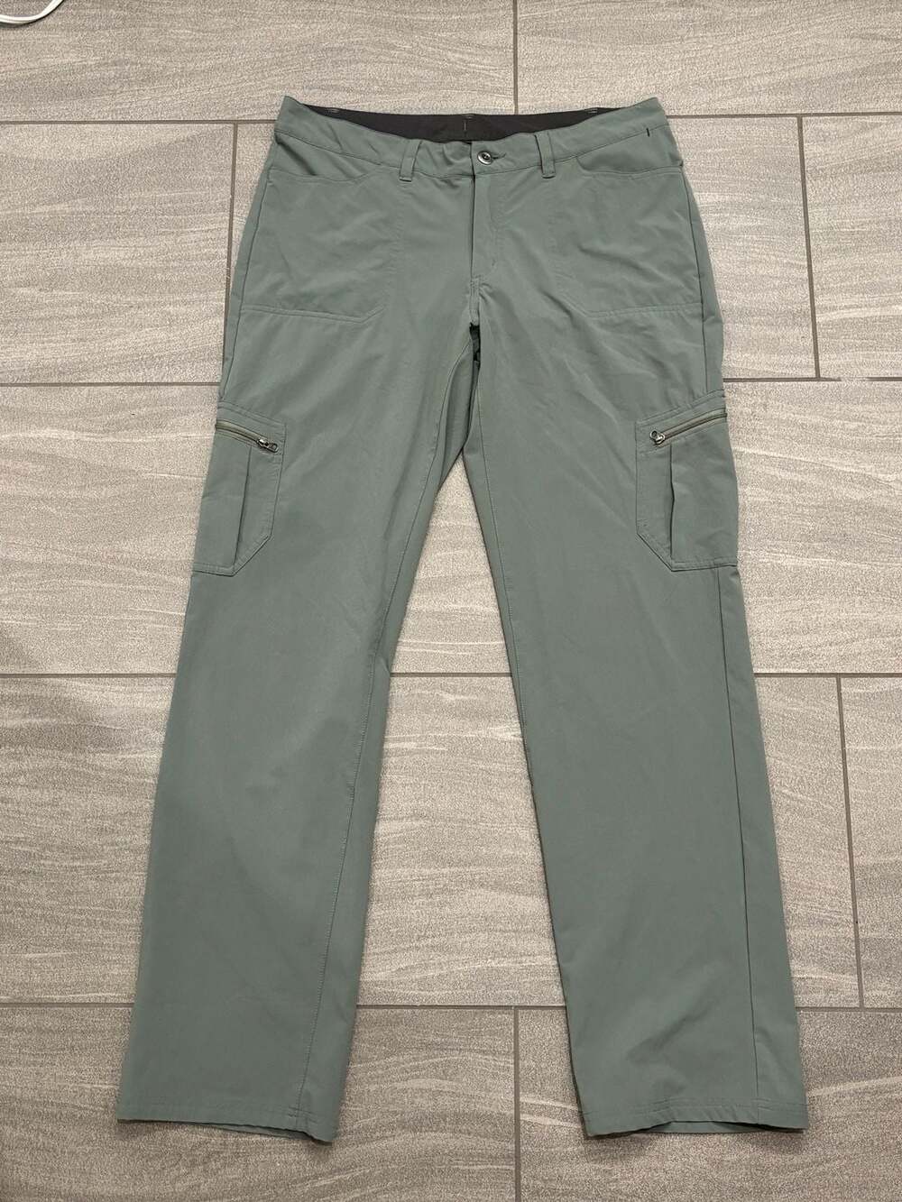 Patagonia Women's Vista Camp Pants Green Size 10 Cargo Hiking Outdoor